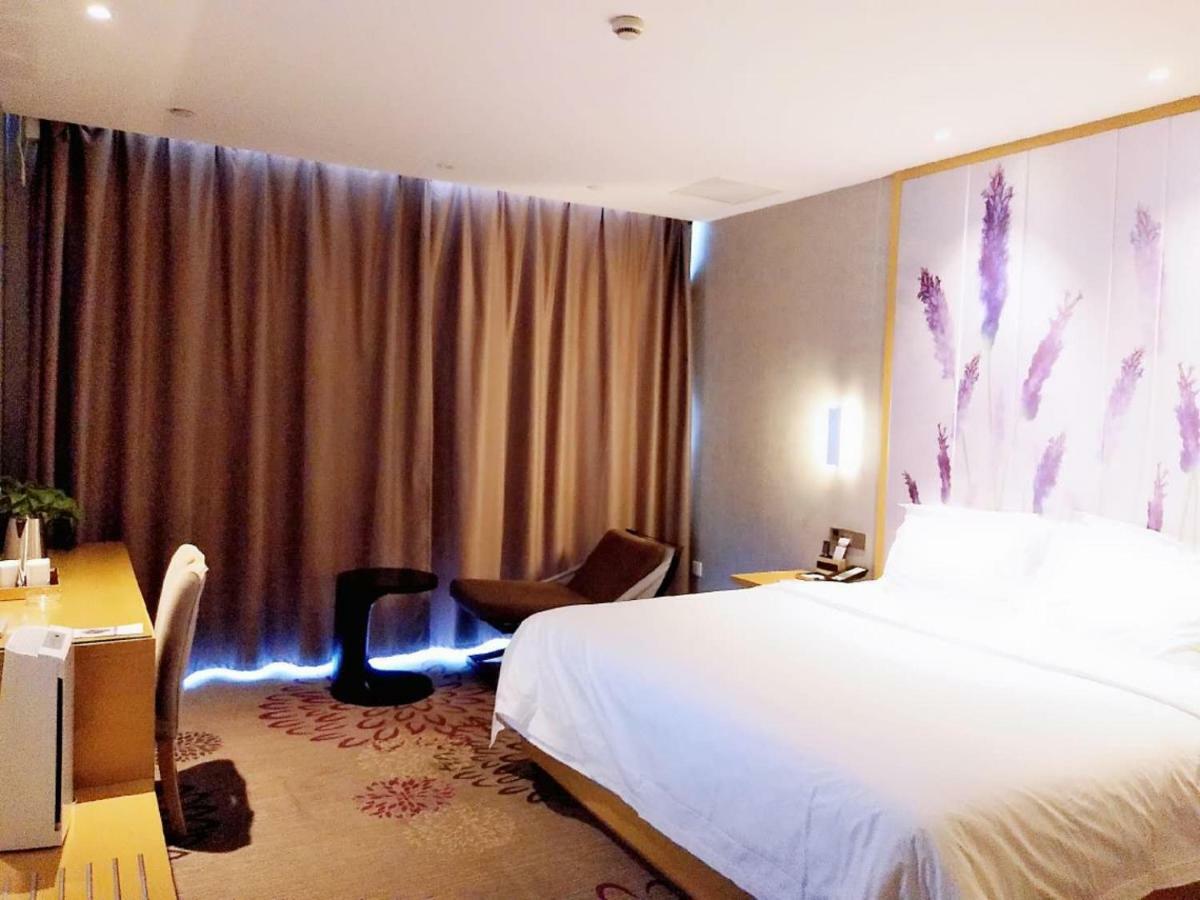 Lavande Hotel Taixing Jiangping Road Exterior foto